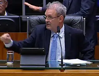 Geraldo Resende é investigado por participação na 'farra das passagens'