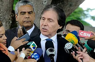 Durante intervenção federal nenhuma PEC será discutida ou votada, afirma Eunício