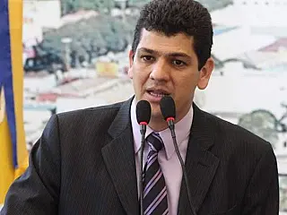 Câmara aprova contas da gestão do presidente Sidlei Alves