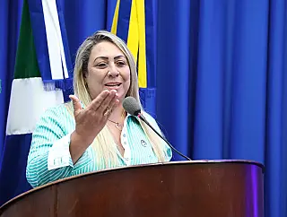 Tânia Cristina pede repelentes para escolas