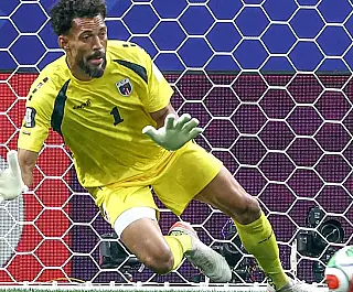 Atração Vozinha volta a campo contra o Uruguai
