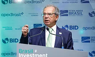 Mundo vive turbulência econômica que vai piorar, diz Paulo Guedes