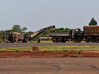 Exército diz que entrega pista em dezembro