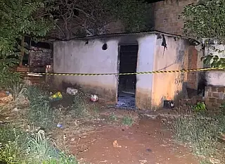 Homem é encontrado morto em casa incendiada