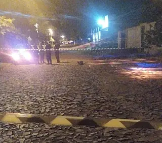 Homem é encontrado morto sem roupa na fronteira