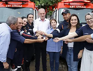 Geraldo participa de entrega de ambulâncias do Samu em CG