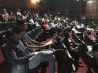 Primeiro dia de Encontro debate reforma trabalhista no Teatro Municipal