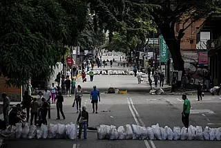 Oposição estima que 92% dos venezuelanos vão aderir à greve geral de 48 horas