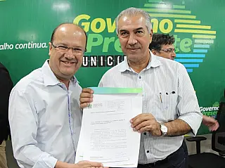 "Reinaldo vem realizar o sonho de Dourados", agradece Barbosinha