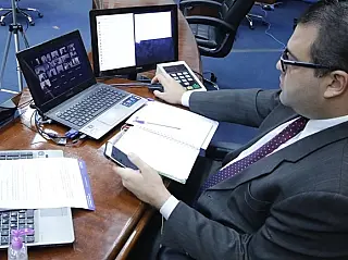 Agora é lei: Câmara aprova uso obrigatório de máscaras para toda a população