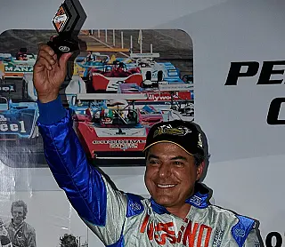 Beto Richa vence Desafio de Kart em homenagem a empresário
