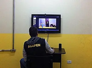 Naviraí implanta sala de videoaudiência em presídio
