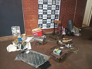 Guarda prende ladrão de residência
