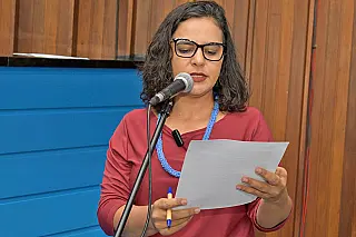 Gleice Jane homenageia projeto "Escritoras no Mato Grosso do Sul"