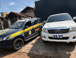 PRF apreende 4 ton de maconha e recupera caminhonete
