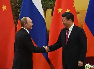 China e Rússia assim acordos de cooperação