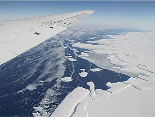 Iceberg gigantesco se desprende na Antártica