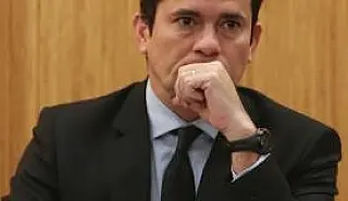 Moro nega pedido de Lula e mantém relatoria de investigação sobre sítio
