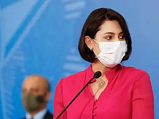 Michelle Bolsonaro é diagnosticada com a Covid-19
