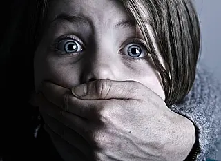 Operação Luz da Infância contra a pedofilia cumpre 31 mandados de busca e apreensão