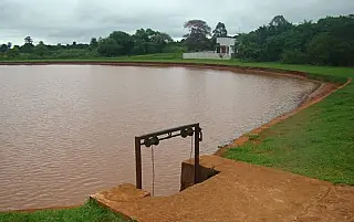 Homem morre afogado ao tentar atravessar lagoa a nado