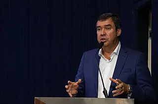 Riedel participa de Fórum na Argentina para discutir estratégias entre os países