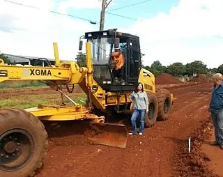 Assessoria de deputado destaca visita de prefeita a obra viabilizada por Geraldo