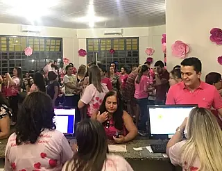 Dourados Rosa faz mais de 200 atendimentos em uma noite em Unidade de bairro