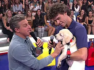 Revelação da Olimpíada, Guga ganha filhote de labrador