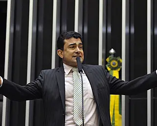 Marçal leva pacote de projetos para bancada em Brasília