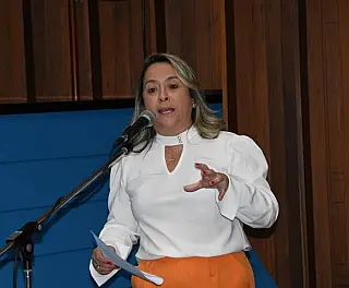 Lia questiona falta de coordenadora de Políticas Públicas