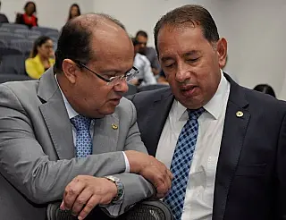 Gerson Claro substitui Barbosinha na liderança do Governo na Assembleia