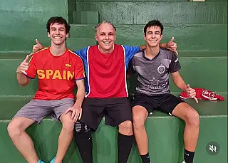 Dentista de 51 anos sofre infarto e morre durante partida de futebol com os filhos