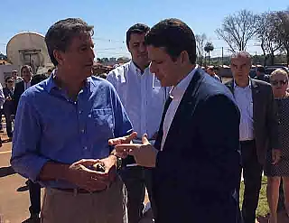 Murilo pede apoio de ministro para construir mais 200 casas em distritos
