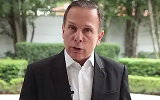 Aécio não tem condição de exercer funções com equilíbrio, diz João Doria
