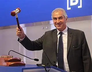 Infovia com deságio de 53%