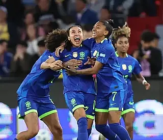 Brasil confirme hegemonia feminina no futebol