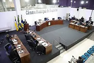 Maioria acha que menos de 10 vereadores se reelegem