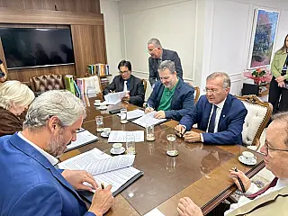 Acordo vai garantir maior programa fundiário em MS