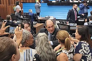Vítimas de violência doméstica devem ter vagas em contratos públicos