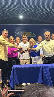 Marçal Filho volta ao PSDB com apoio de Riedel e Reinaldo para disputar prefeitura