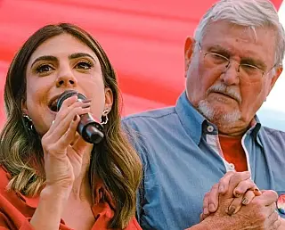 Zeca acusa aldeia de trair Camila por grana de Viviane