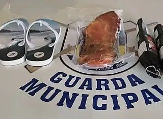 Interno do Semiaberto é preso com par de chinelos