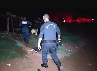 Filho mata o pai a pauladas e fere a mãe que recusou-lhe bebida alcoólica em Dourados