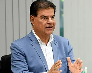 Nelsinho necusa que brasileiras sejam chamadas de 'putas'