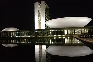 Na volta do recesso parlamentar o assunto é a votação de denúncia contra Temer