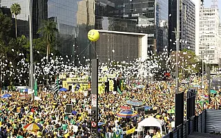 Protestos contra e a favor do impeachment em todo Brasil