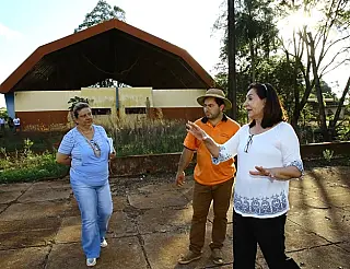 Délia promete deixar Macaúba 'um brinco' até o fim do mandato
