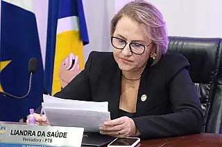 Na primeira sessão do ano, Liandra reitera compromisso com a população
