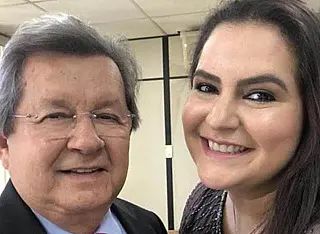 Filha de Onevan, Rhaisa Matos substitui o pai falecido na eleição de Naviraí